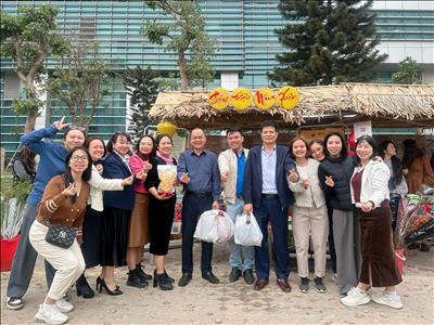 Tưng bừng Hội chợ từ thiện Xuân yêu thương năm 2025